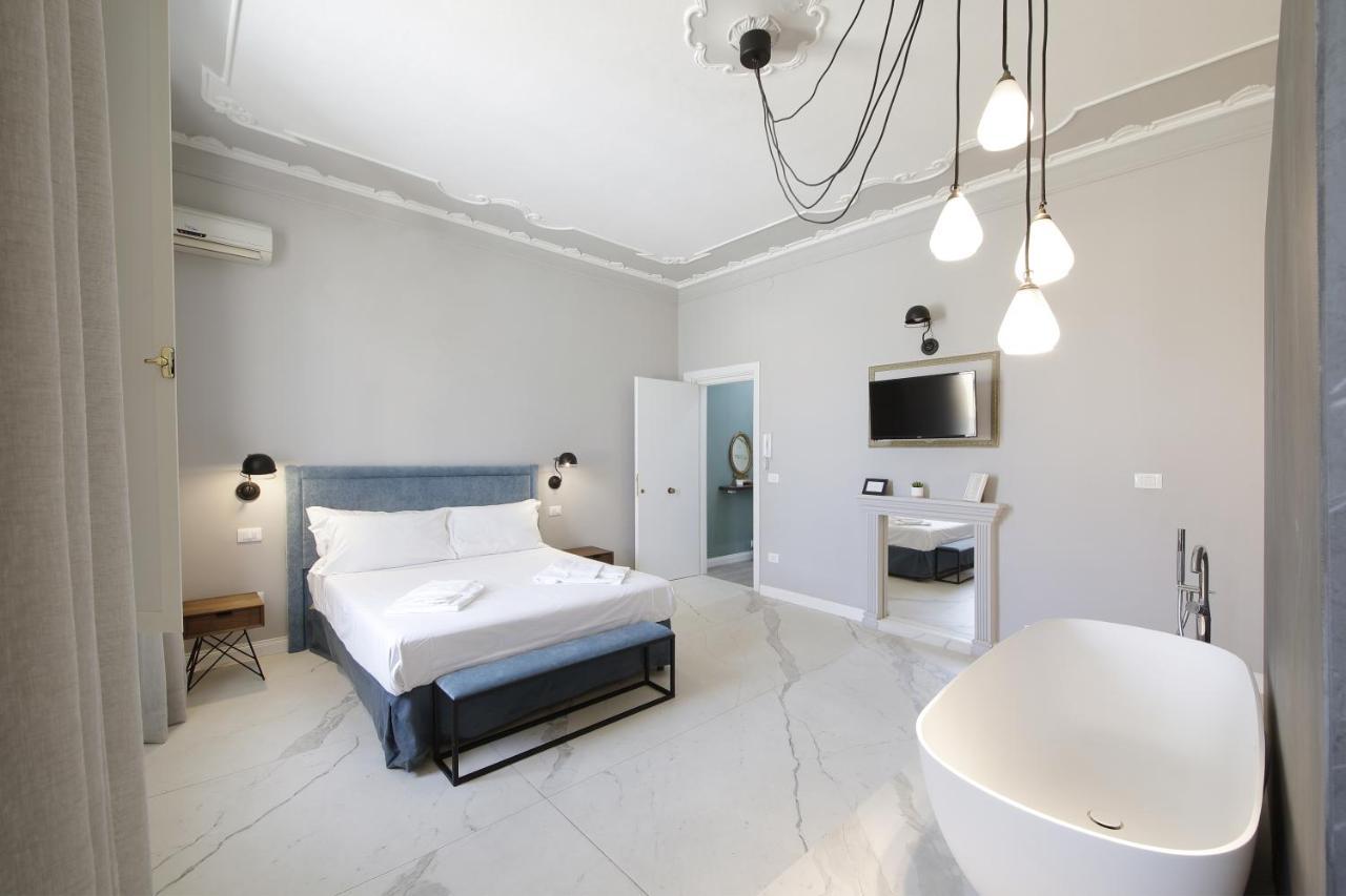 Le Bain Suite - Accanto Al Mare Vicinissima A Ortigia E Al Teatro Syracuse Bagian luar foto