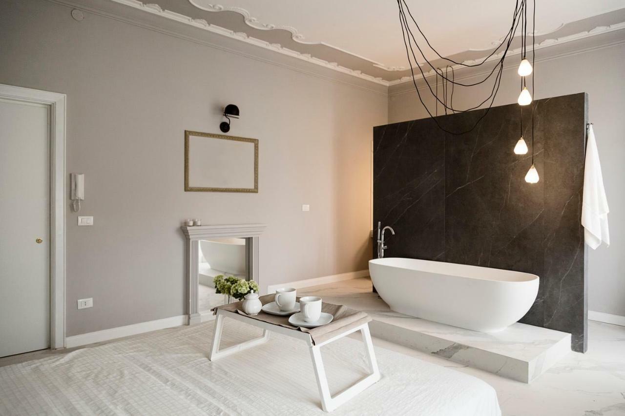 Le Bain Suite - Accanto Al Mare Vicinissima A Ortigia E Al Teatro Syracuse Bagian luar foto