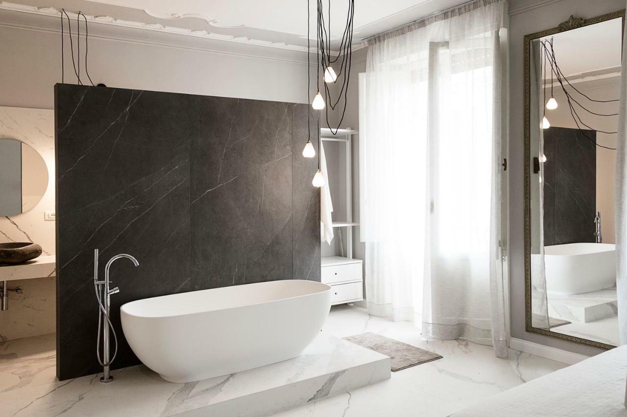 Le Bain Suite - Accanto Al Mare Vicinissima A Ortigia E Al Teatro Syracuse Bagian luar foto