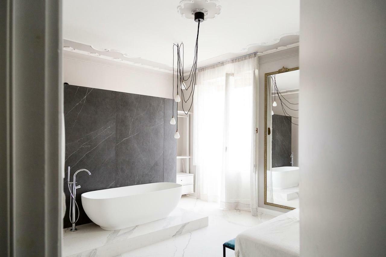 Le Bain Suite - Accanto Al Mare Vicinissima A Ortigia E Al Teatro Syracuse Bagian luar foto